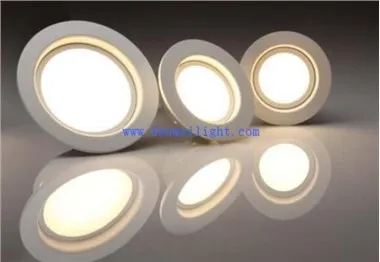 Осветително тяло за вградено монтиране на тавана